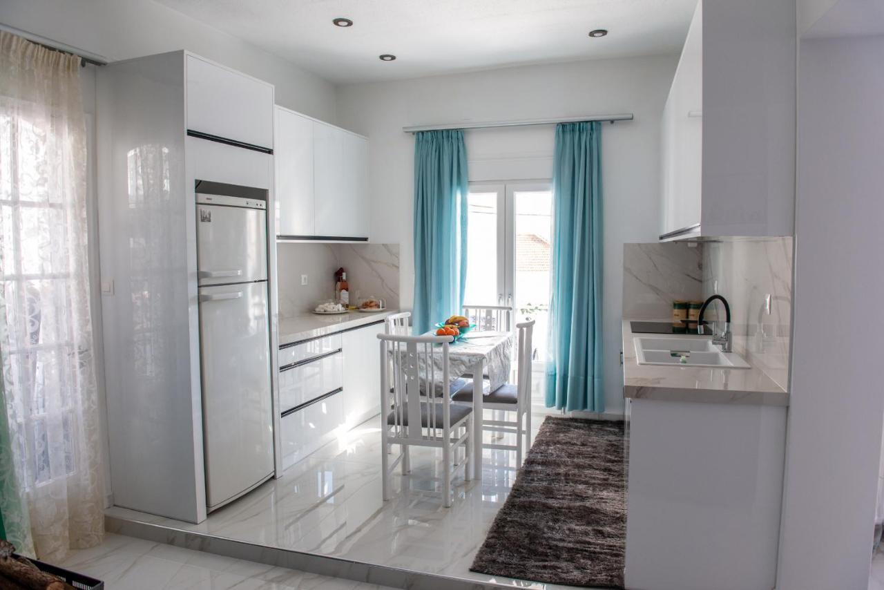 Casa Di Gio Apartment Калампака Екстериор снимка
